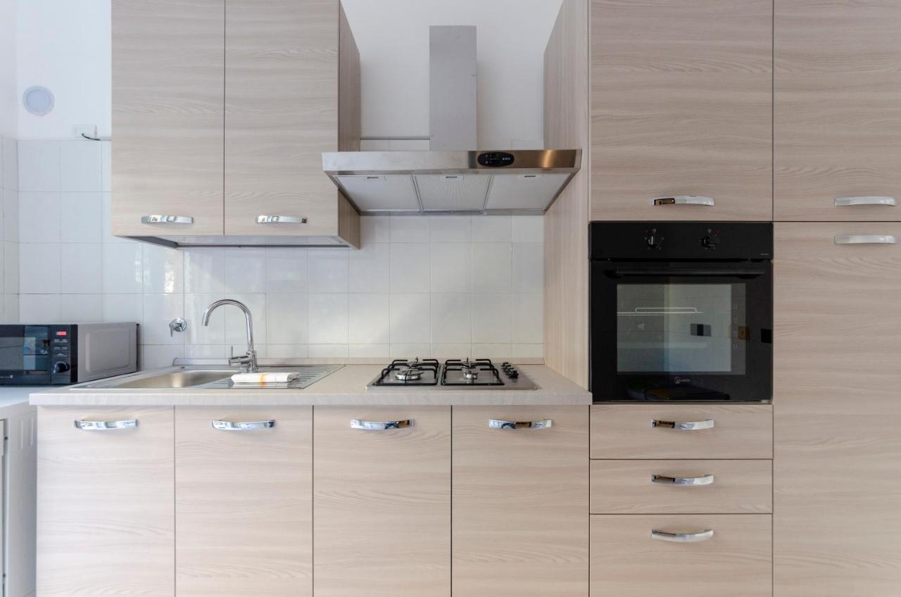 Altido Modern Flat For 6 In The Heart Of Genova Foce Apartment Luaran gambar