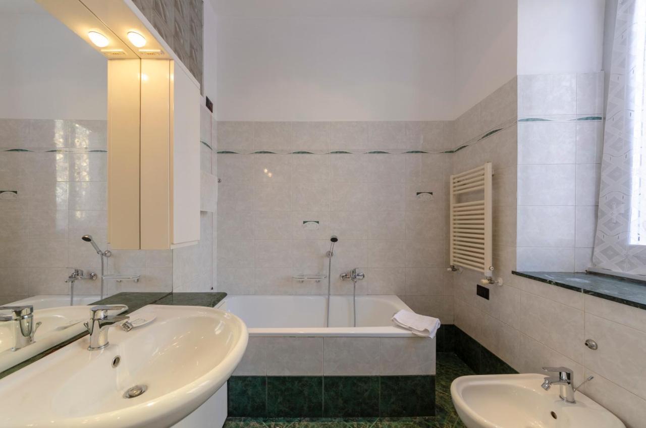 Altido Modern Flat For 6 In The Heart Of Genova Foce Apartment Luaran gambar