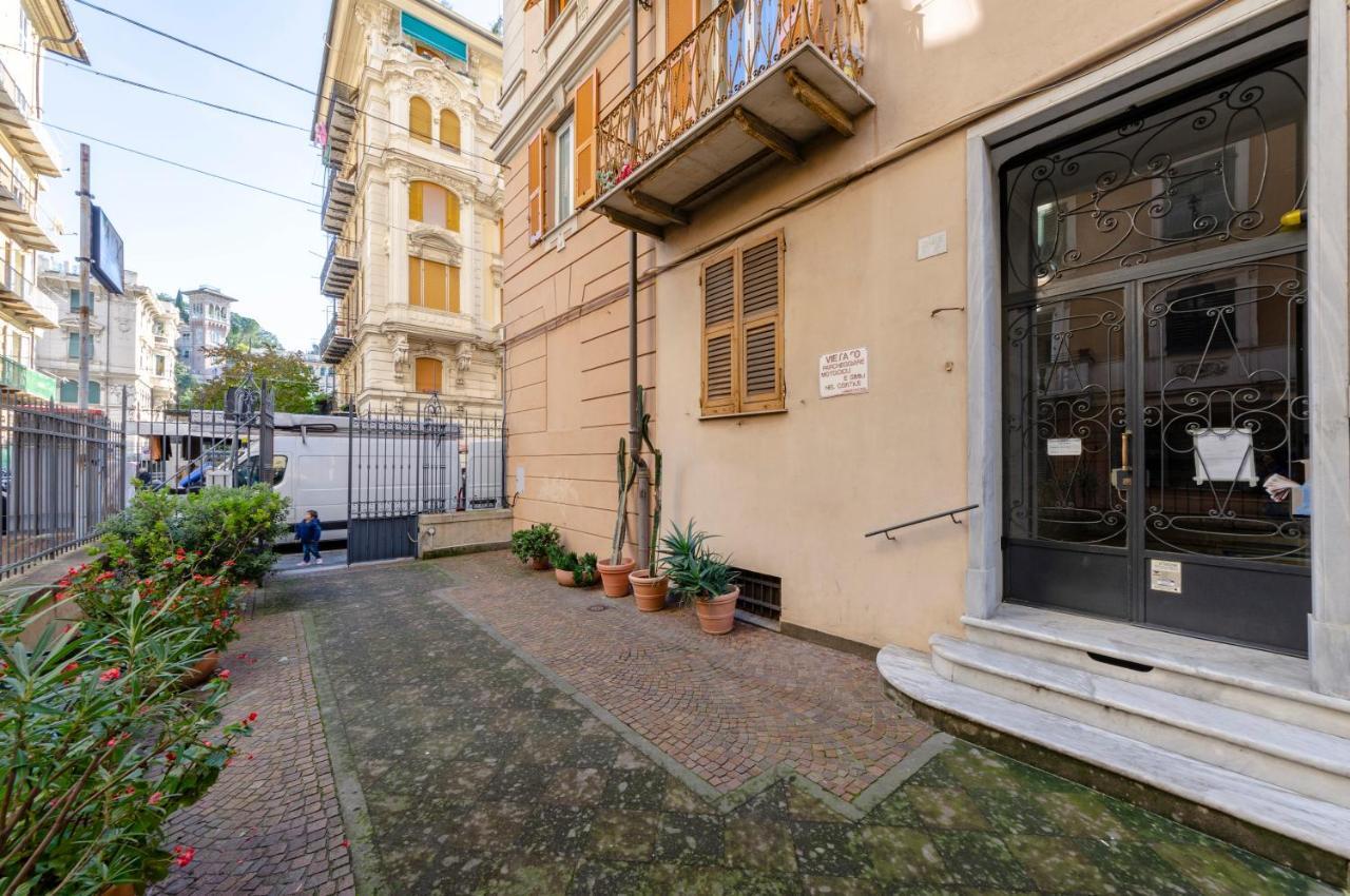 Altido Modern Flat For 6 In The Heart Of Genova Foce Apartment Luaran gambar