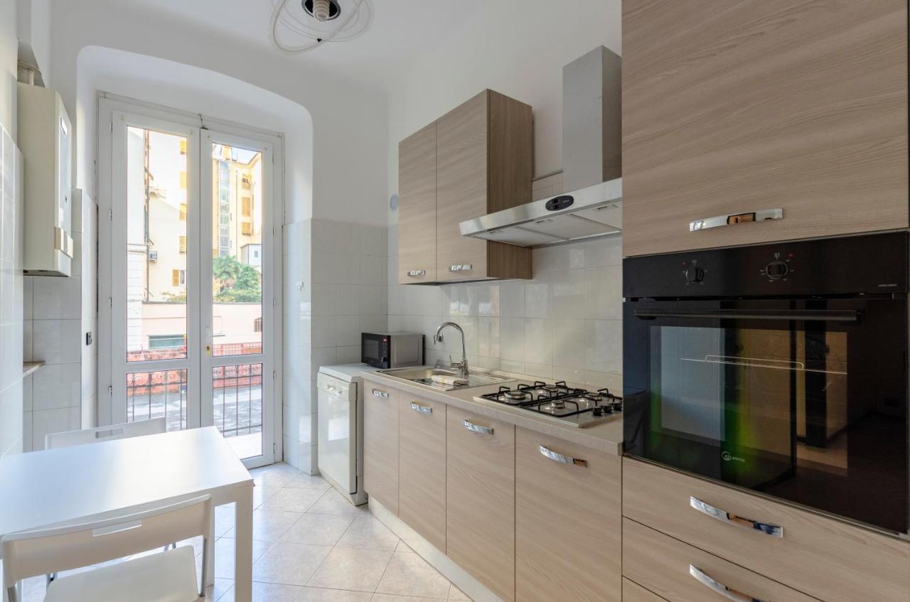 Altido Modern Flat For 6 In The Heart Of Genova Foce Apartment Luaran gambar